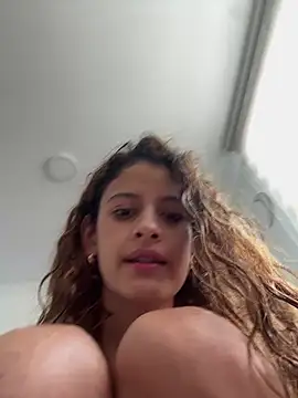 alana15's Webcam Show
