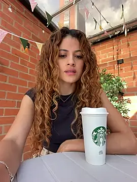 alana15 ওয়েবক্যাম শো