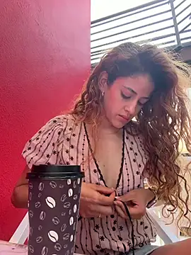 alana15's Webcam Show