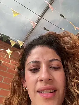 alana15 网络视讯表演