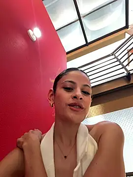 alana15のウェブカメラショー
