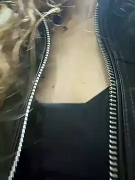 alana15's Webcam Show