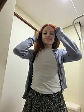 Show modela alana15 na web-kameri