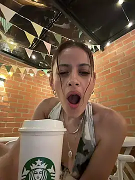 عرض كام alana15