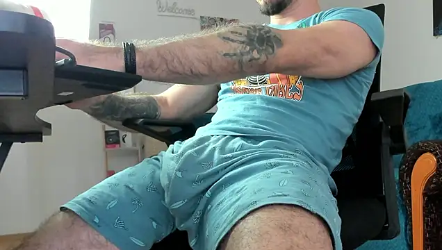 marioslim Pertunjukan Webcam