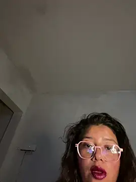 Vivi_Kvsh Live XXX-chat
