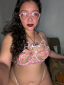 Vivi_Kvsh Live XXX-chat