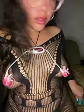 Vivi_Kvsh – Live XXX-chat