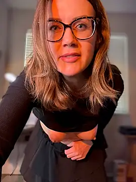 MaiseKnox Webcam show