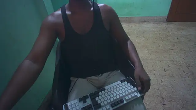 Tamil_KDDのウェブカメラショー