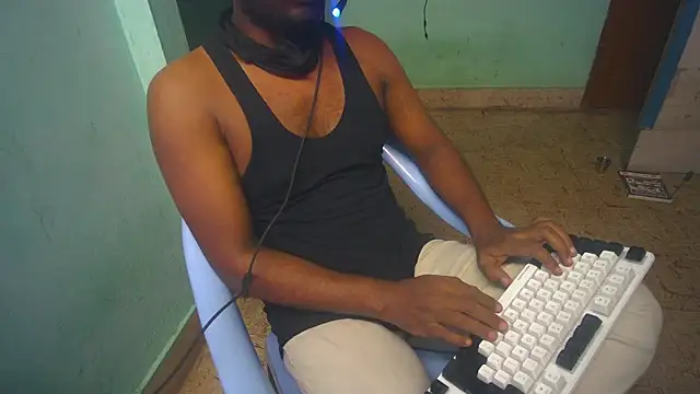 Tamil_KDD Pertunjukan Webcam