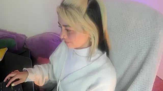Chat XXX en directo de Sammysammy_