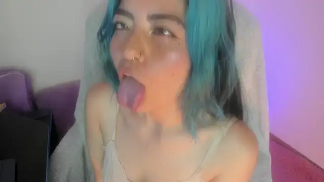 Sammysammy_ Adlı Modelin Canlı XXX Sohbeti
