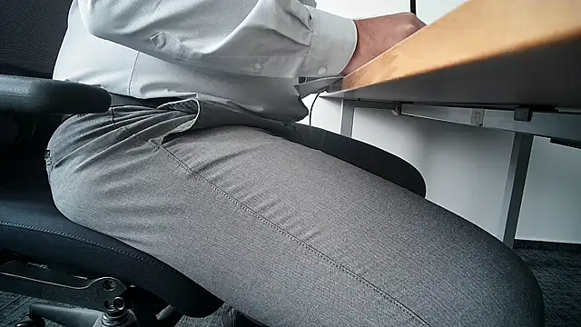 Show modela 69bezfleku na web-kameri