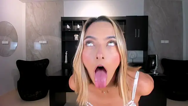 MelissaMoore_ Adlı Modelin Web Kamerası Şovu