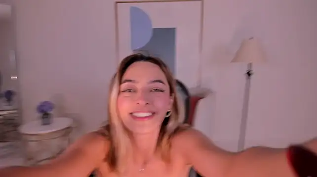 MelissaMoore_ Live XXX Chat