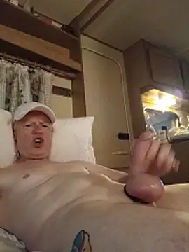 Slutboiskin's Webcam Show