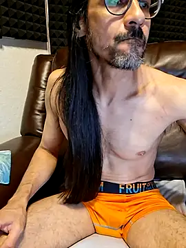 Youreherewithme's Webcam Show