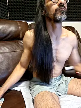 Youreherewithme Show in webcam