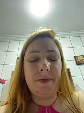 Patriciamoura69's Live Chat Room