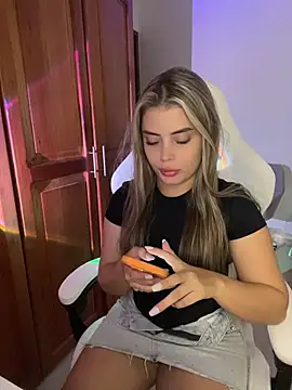 Онлайн чат XXX Miss_valeriaa