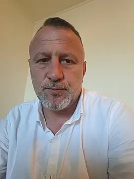 Dominator4y webkamerás műsora