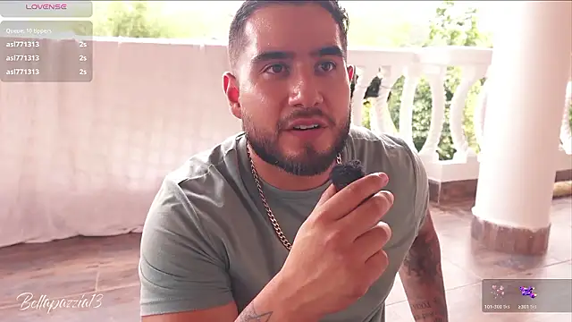 Show modela Bellapazzia na web-kameri