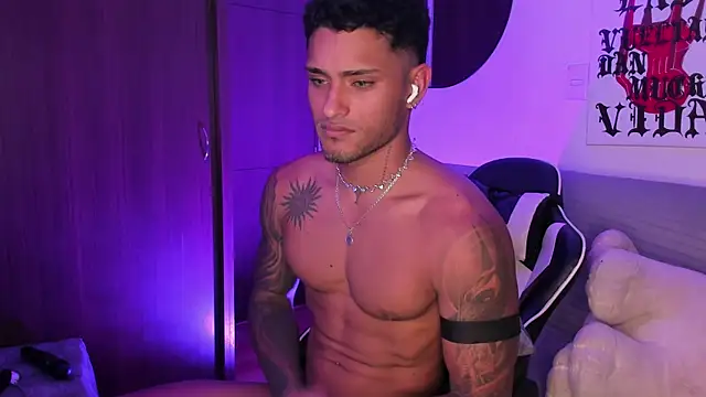 Alessandro_Vanni Show Webcam