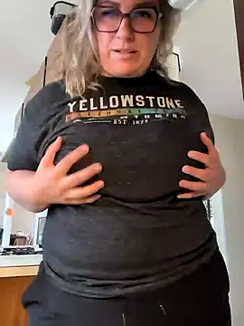 Canadian_BBW's Webcam Show