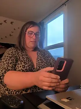 Canadian_BBW's Webcam Show