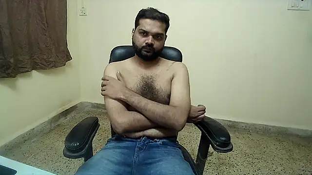 Kinky_Kumarr Pertunjukan Webcam
