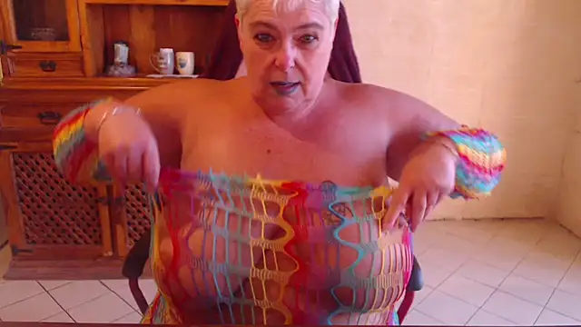 MISS_LINDAH Chat XXX live