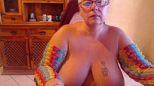 Chatroom XXX en direct de MISS_LINDAH