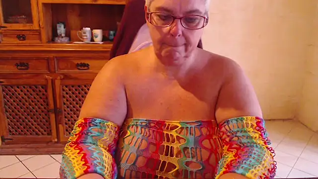 Živý XXX chat MISS_LINDAH