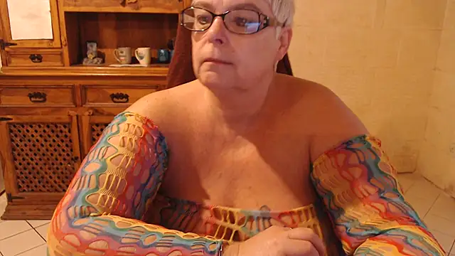 MISS_LINDAH's Live XXX Chat