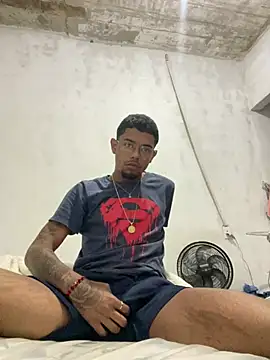 Show de Novinho_de_18 na webcam