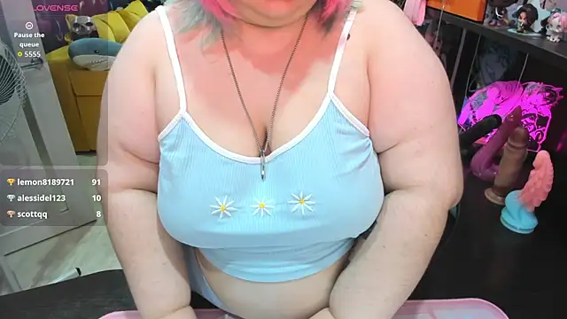 Softie_Sofy's Live XXX Chat