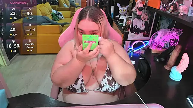 Softie_Sofy's Live XXX Chat