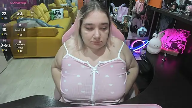 Softie_Sofy Chat XXX live