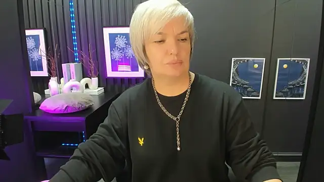 CarmenSoft's Live XXX Chat