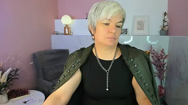 XXX chat uživo modela CarmenSoft