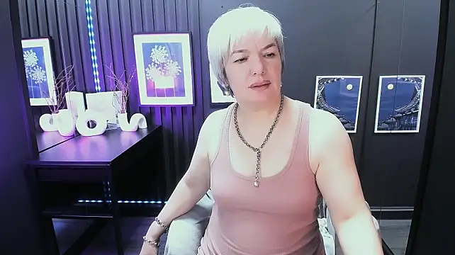 CarmenSoft Chat XXX in diretta