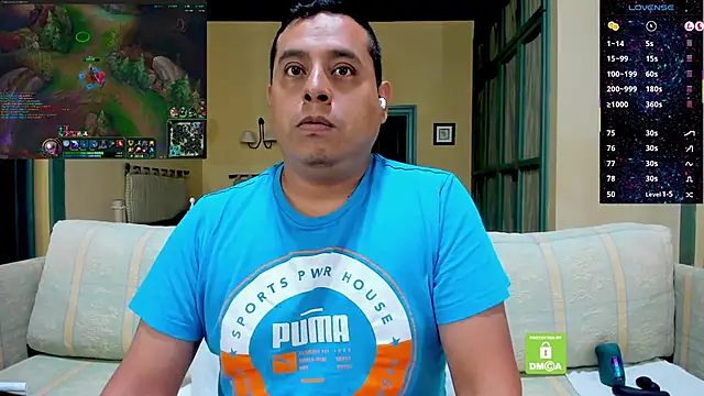 brad_latino Show Webcam