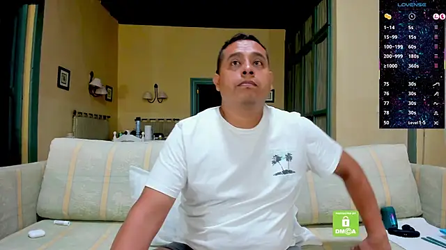 brad_latino Webcamshow