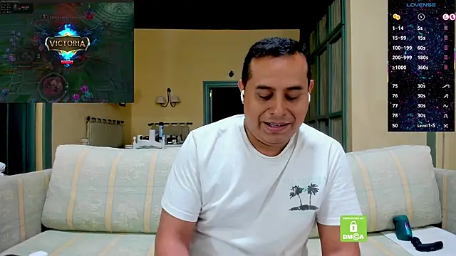 brad_latino Adlı Modelin Web Kamerası Şovu