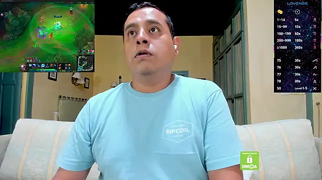 brad_latino Pertunjukan Webcam