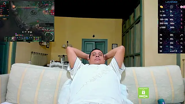 brad_latino's Webcam Show