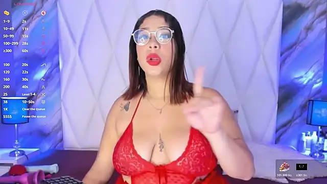 DanniaMonroee 即時 XXX 聊天