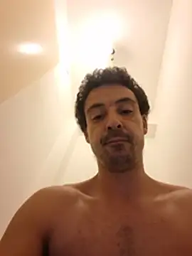 Show modela Chiennemale68@xh na web-kameri