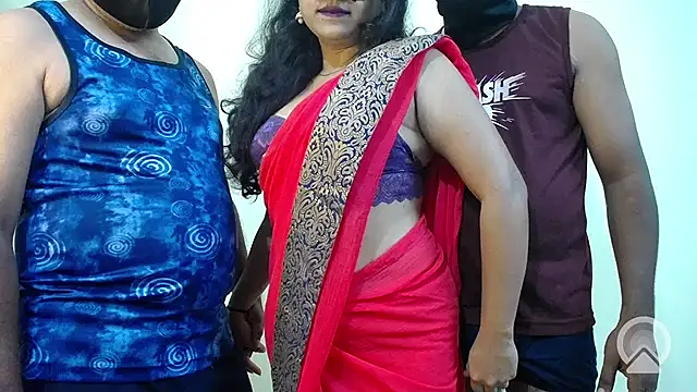 Show de Cute_Neha7 na webcam